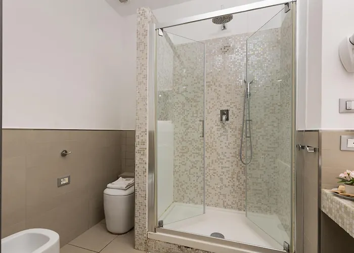 Guest house Merulana 43 - 4*